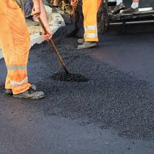 East Peoria, IL Driveway Paving Services Company